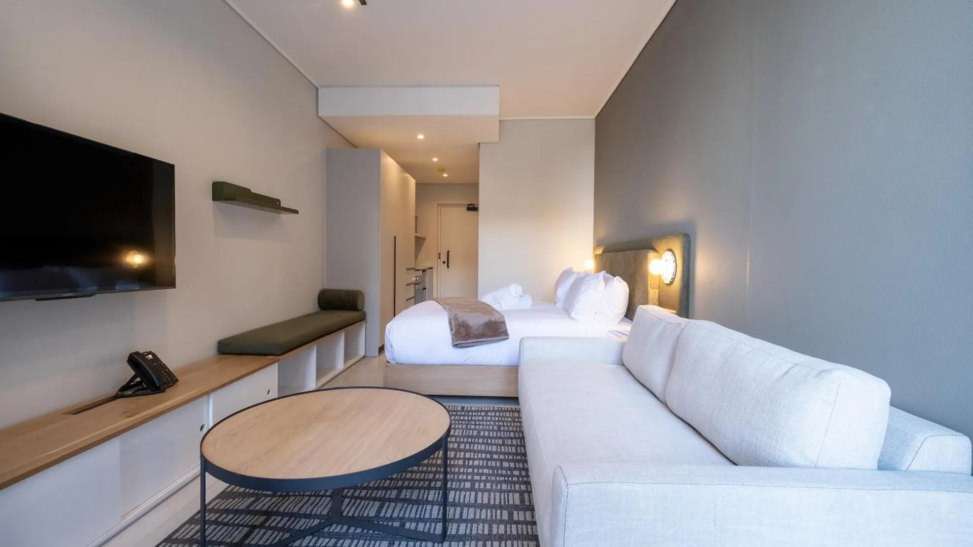 The Rose509: City Centre Stylish Studio Apartment Cape Town